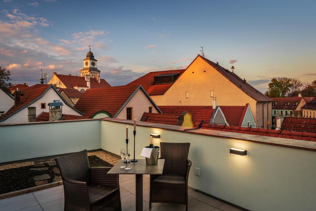 Hotel Bily Jednorozec Třeboň Dış mekan fotoğraf